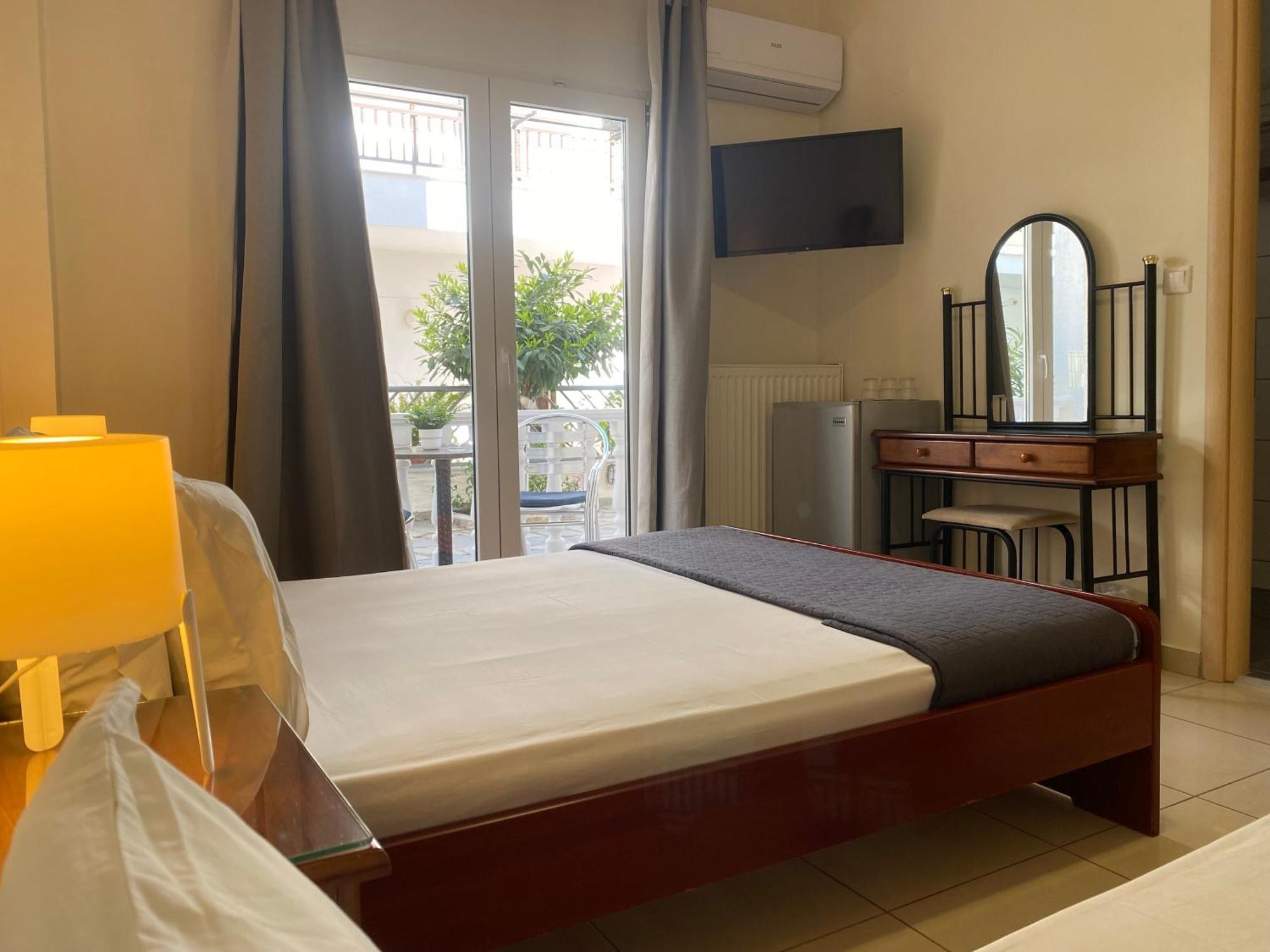 Korali Hotel Paralía Buitenkant foto