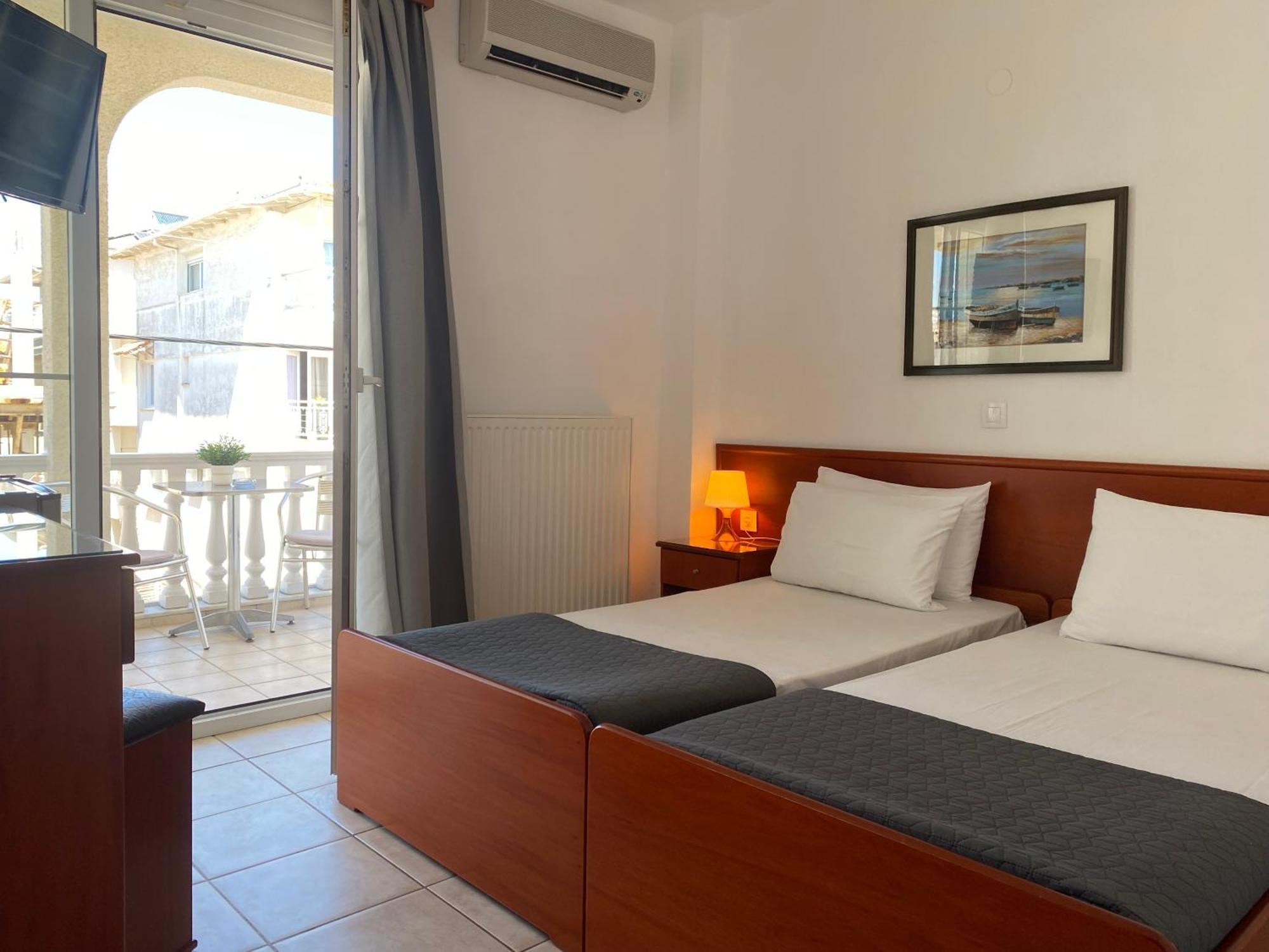 Korali Hotel Paralía Buitenkant foto